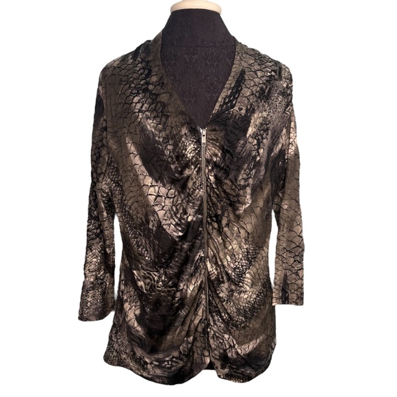 IO Paris Animal Print Blouse - Picture 1 of 10